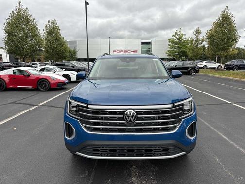2026 Volkswagen Atlas 2.0T SE w/Technology 4MOTION