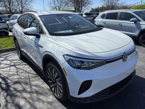 Opal White Pearl 2026 Volkswagen ID.4 AWD Pro