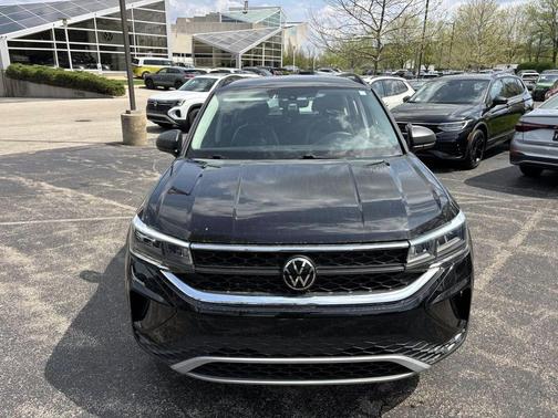 Deep Black 2023 Volkswagen Taos 1.5T S