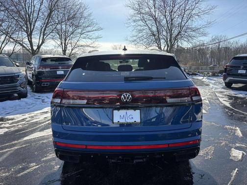 2026 Volkswagen Atlas Cross Sport 2.0T SEL