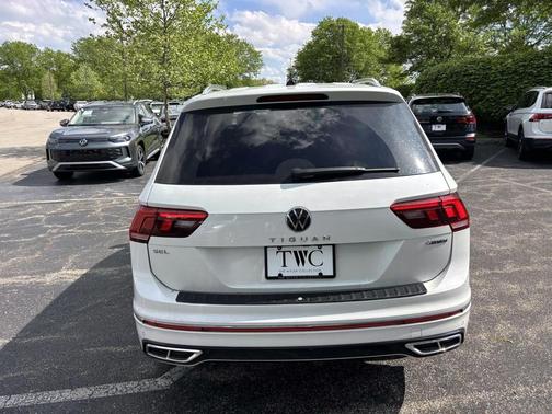 Opal White Pearl 2024 Volkswagen Tiguan 2.0T SEL R-Line 4MOTION