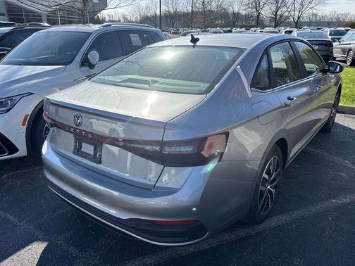 Pyrite Silver Metallic 2026 Volkswagen Jetta 1.4T SE