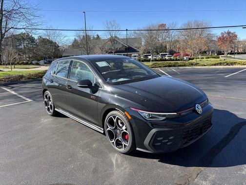 2026 Volkswagen Golf GTI 2.0T S DSG