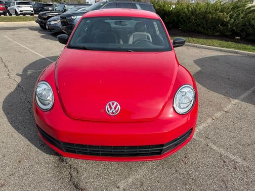 Tornado Red 2015 Volkswagen Beetle 1.8T