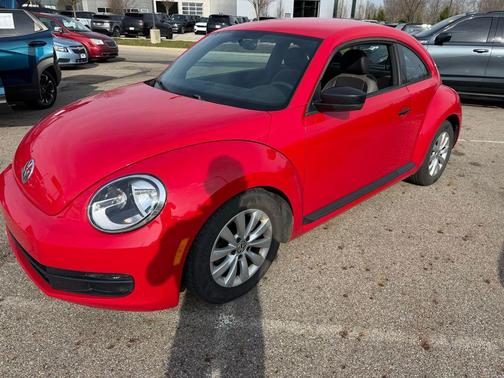 Tornado Red 2015 Volkswagen Beetle 1.8T