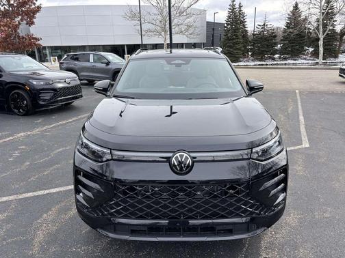 2026 Volkswagen Tiguan 2.0T SE R-Line Black 4MOTION