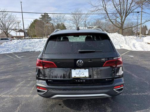 2023 Volkswagen Taos 1.5T SEL