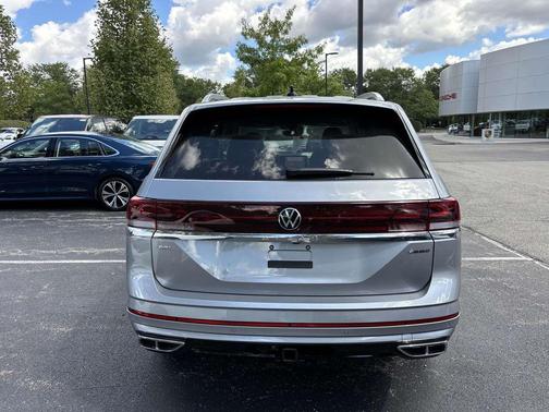 2026 Volkswagen Atlas 2.0T SEL Premium R-Line 4MOTION