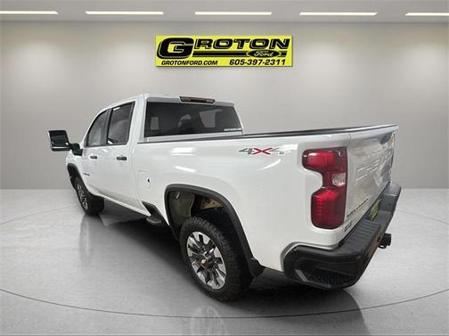 2024 Chevrolet Silverado 2500 Custom