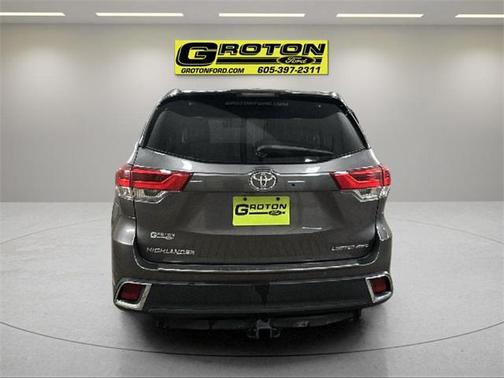 2017 Toyota Highlander Limited