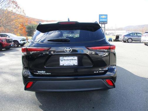 2024 Toyota Highlander XLE
