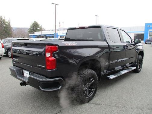 2022 Chevrolet Silverado 1500 Custom Trail Boss