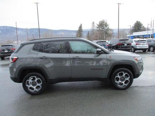 2022 Jeep Compass Trailhawk