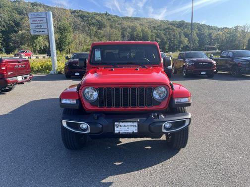 2025 Jeep Gladiator Sport S