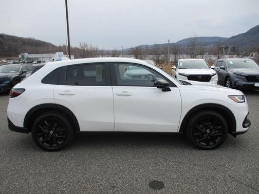 2024 Honda HR-V AWD Sport