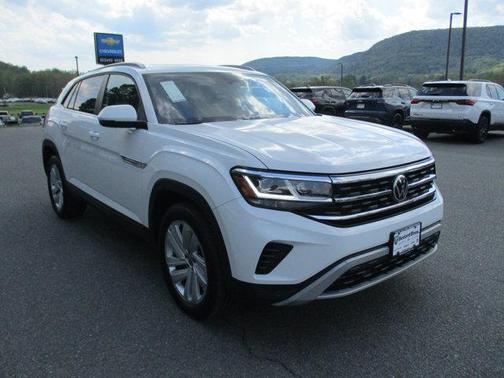 WHITESE 2022 Volkswagen Atlas Cross Sport 3.6L V6 SE w/Technology