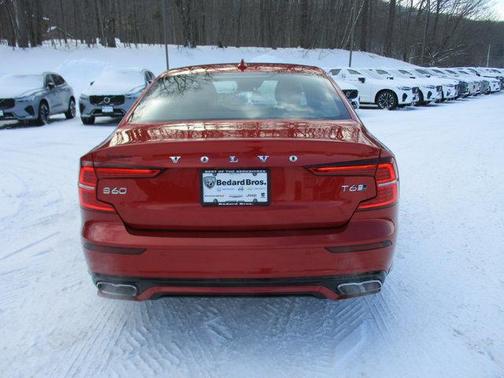 2019 Volvo S60 T6 R-Design
