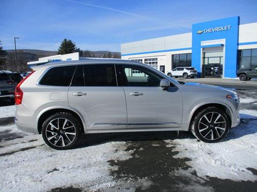 2023 Volvo XC90 B6 Plus 7-Seater
