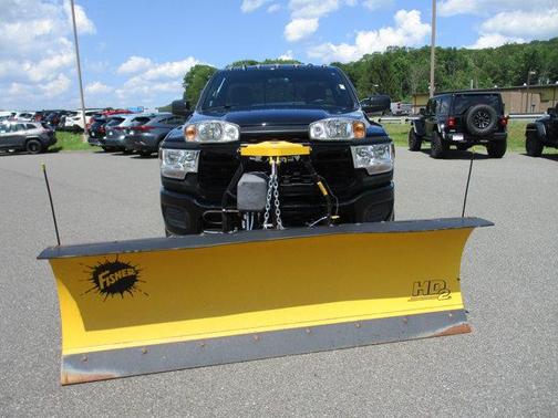2022 RAM 2500 Tradesman Regular Cab 4x4 8' Box