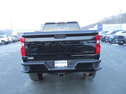 2024 Chevrolet Silverado 2500 4WD Crew Cab Standard Bed ZR2