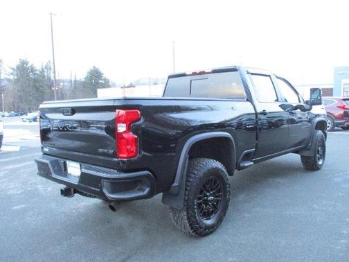 2024 Chevrolet Silverado 2500 4WD Crew Cab Standard Bed ZR2