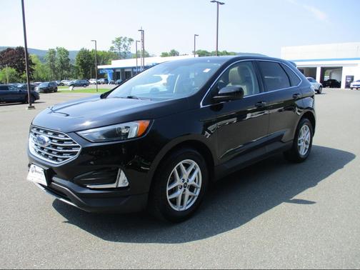 Agate Black Metallic 2022 Ford Edge SEL