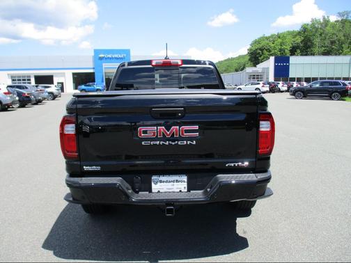 Onyx Black 2025 GMC Canyon AT4