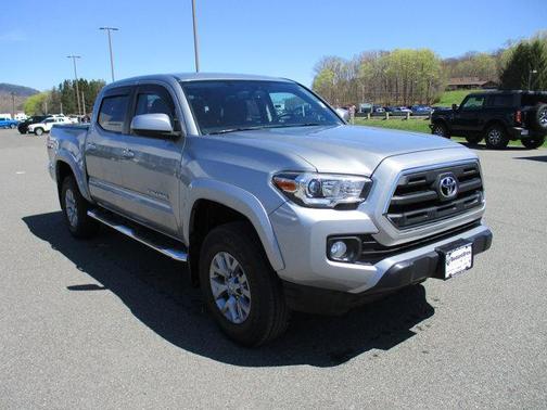 2017 Toyota Tacoma SR5