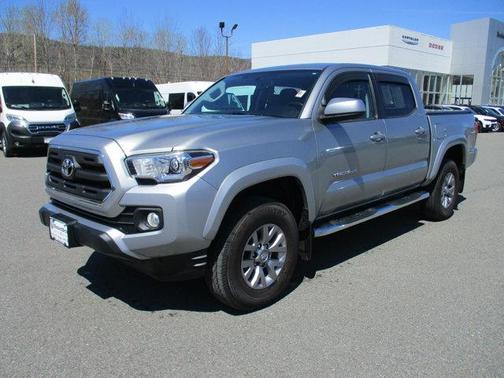 2017 Toyota Tacoma SR5
