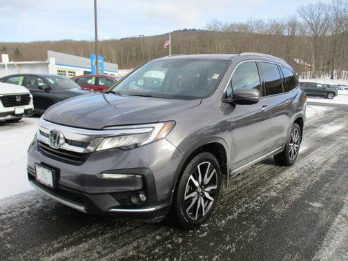 2021 Honda Pilot Touring 8-Passenger