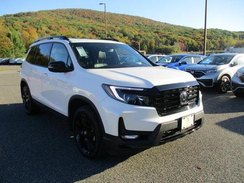 2025 Honda Passport AWD Black