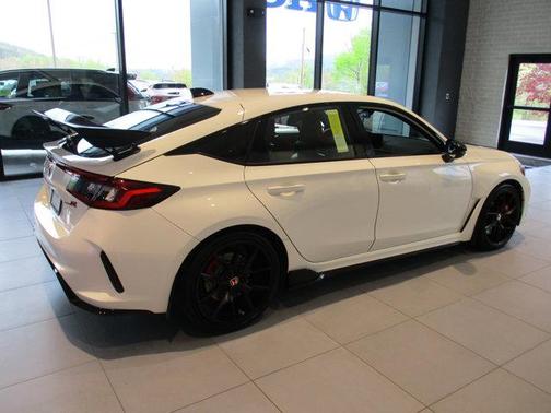 Championship White 2024 Honda Civic Type R Manual