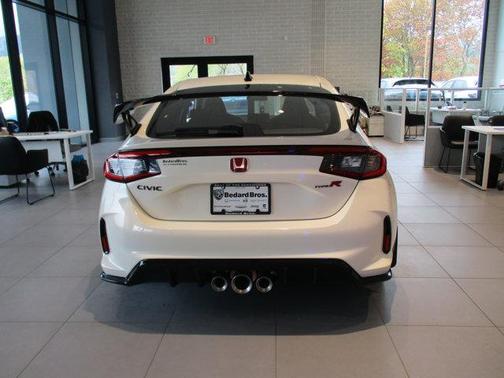 Championship White 2024 Honda Civic Type R Manual