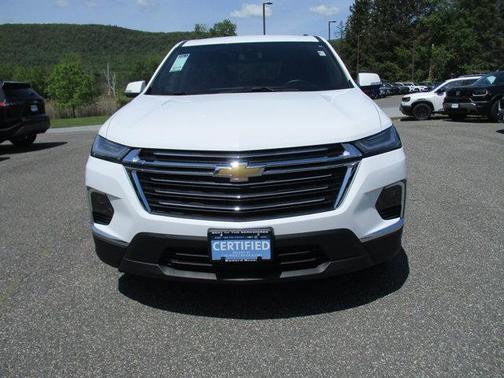 2022 Chevrolet Traverse LT Leather