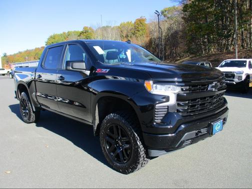 Black 2022 Chevrolet Silverado 1500 RST