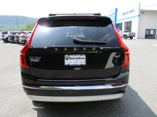 2022 Volvo XC90 T6 Inscription