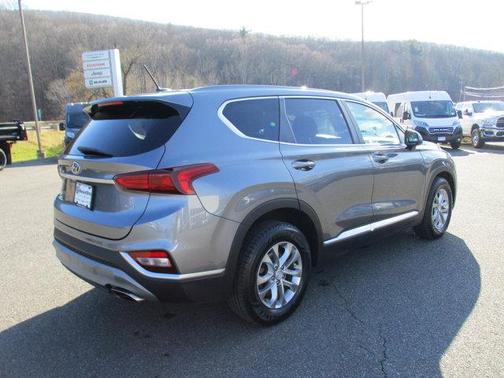 2019 Hyundai SANTA FE SE 2.4