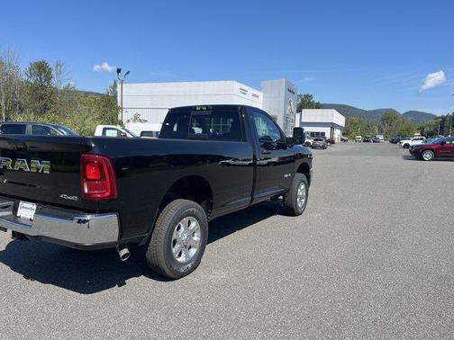 2025 RAM 2500 Big Horn Regular Cab 4x4 8' Box