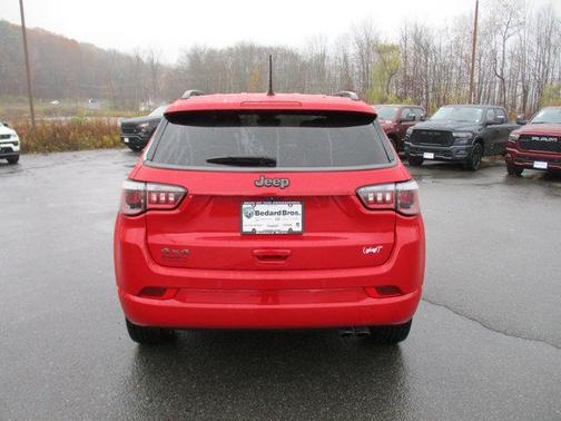 2022 Jeep Compass (RED) Edition 4x4