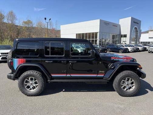Black Clearcoat 2027 Jeep Wrangler Rewind