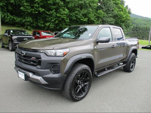 Harvest Bronze Metallic 2025 Chevrolet Colorado Trail Boss