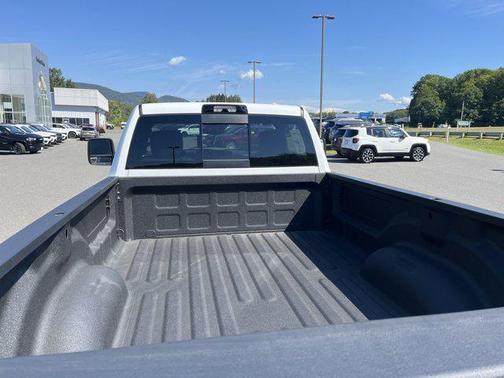 2025 RAM 2500 Tradesman Regular Cab 4x4 8' Box