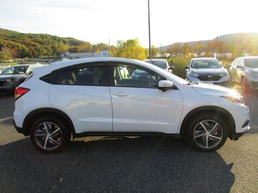 2021 Honda HR-V EX