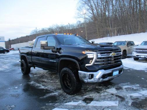 2025 Chevrolet Silverado 2500 LTZ