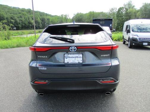 2021 Toyota Venza LE