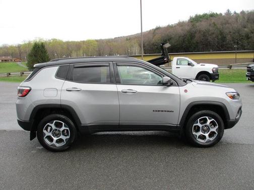 2022 Jeep Compass Trailhawk