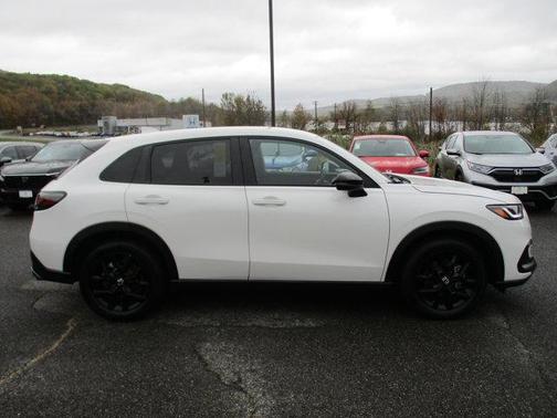 2023 Honda HR-V AWD Sport