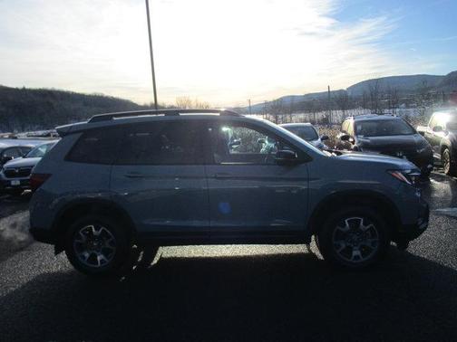 2022 Honda Passport AWD TrailSport