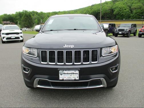 Granite Crystal Metallic Clearcoat 2016 Jeep Grand Cherokee Limited
