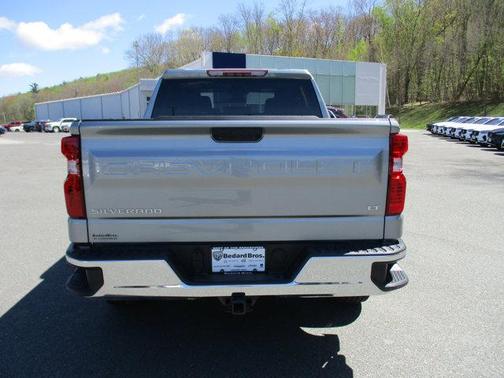 Sterling Gray Metallic 2024 Chevrolet Silverado 1500 LT